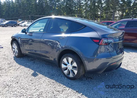 2023 Tesla Model Y Awd/Long Range Dual Motor All-Wheel Drive из США, поврежденный, VIN 7SAYGDEE2PF929129